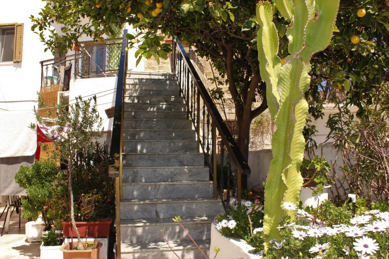 Traditional Stone House Rhodes City Exterior photo
